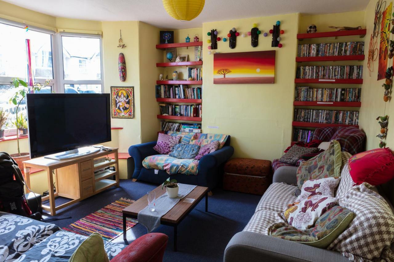 Newquay International Backpackers Hostel ภายนอก รูปภาพ